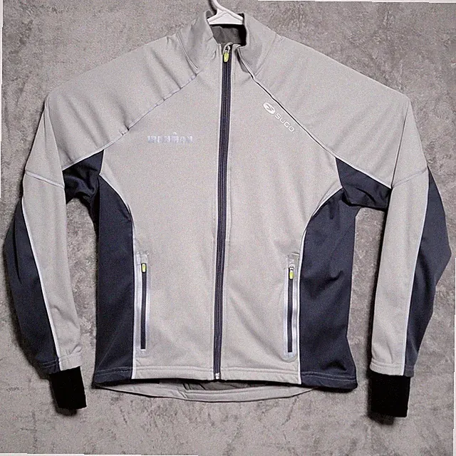 Sugoi Firewall 180 Jacket Mens Small Gray Ironman Finisher Cycling Triathlon
